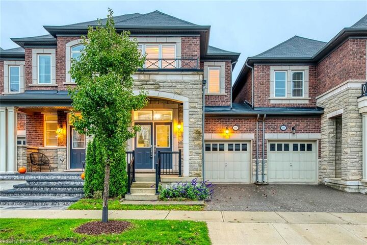 Property Photo: 3087 Eberly Woods Drive ON L6M 0T7