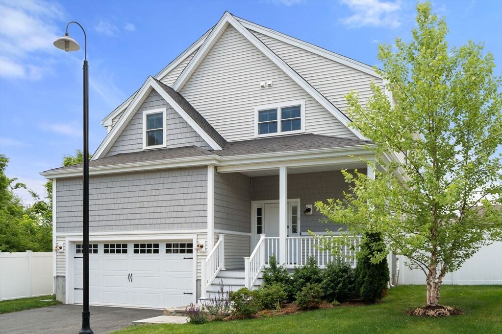 Property Photo: 1 Sumner St 7 MA 02056