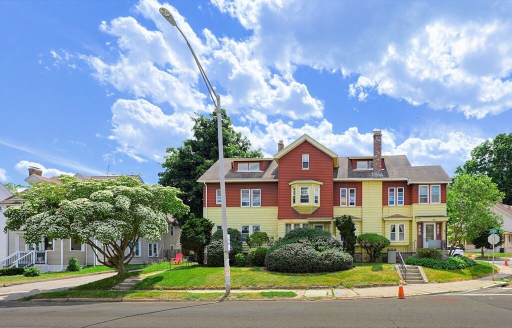 Property Photo: 1 Hadwen Lane MA 01602