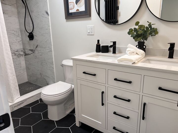 Property Photo:  52 Garden St B2  MA 02138 