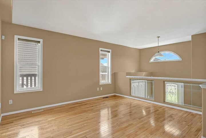 Property Photo: 42 Pinnacle Crossing AB T8W 2X3