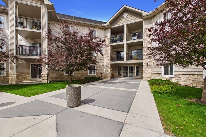 2371 Eversyde Avenue SW 2305 — photo 1