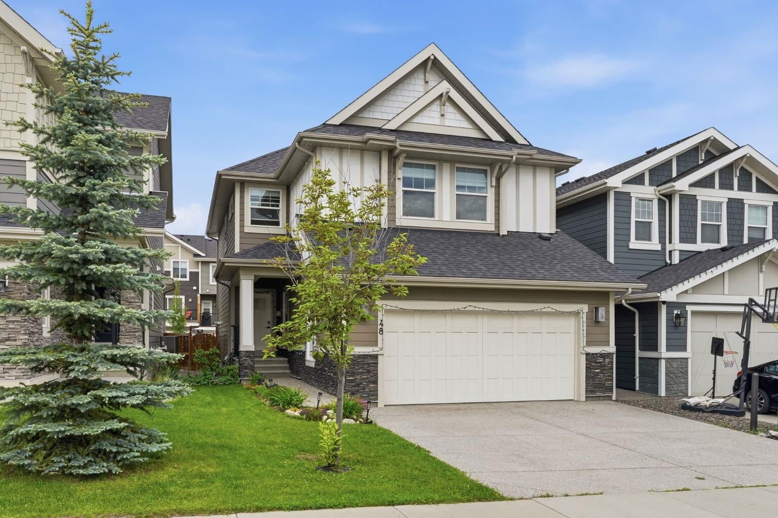 Property Photo:  48 Sundown Way  AB T4C 2M4 
