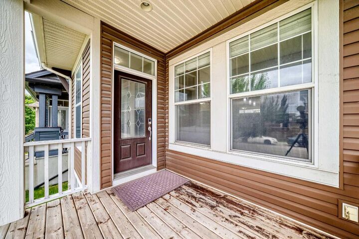 Property Photo:  114 Auburn Bay Crescent SE  AB T3M 0E3 