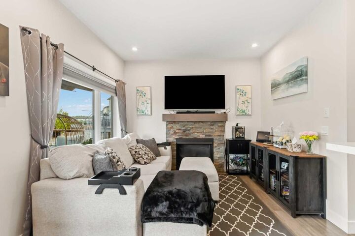 Property Photo:  249 Siltstone Place  AB T9K 0W5 