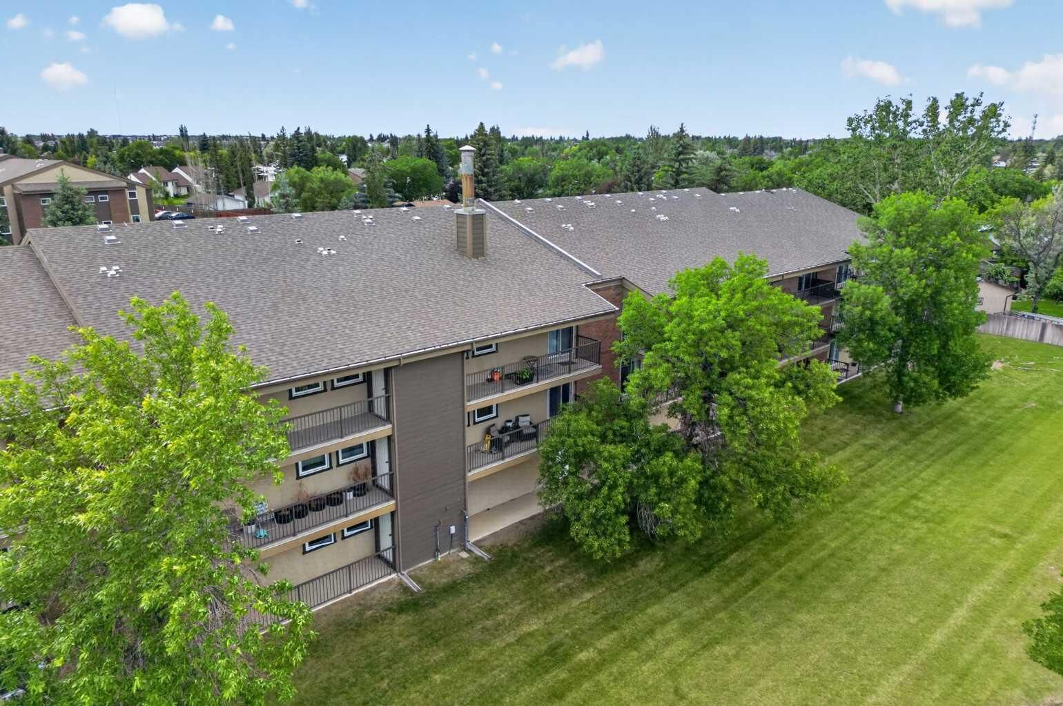 Property Photo:  401 Columbia Boulevard W 206  AB T1K 5R8 