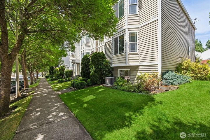 Property Photo:  8436  14th Avenue SE  WA 98513 