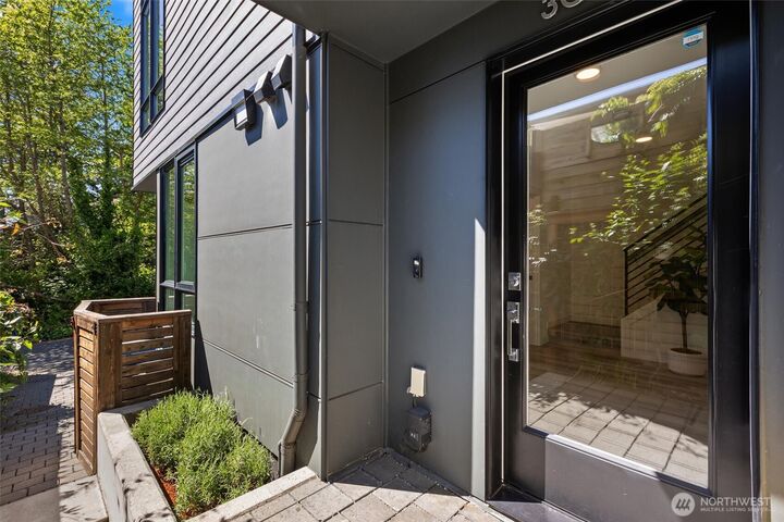 Property Photo:  3011  30th Avenue W A  WA 98199 
