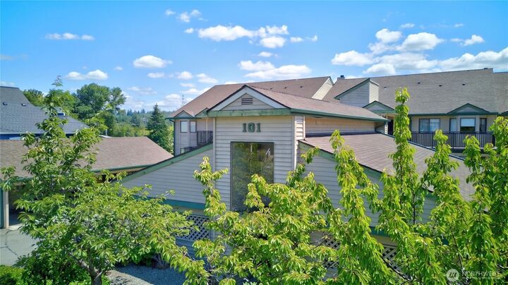 Property Photo: 101 Pine Avenue 103 WA 98290