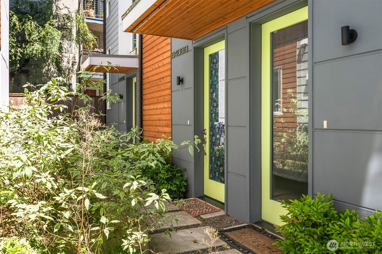 Property Photo:  6408  14th Avenue NW B  WA 98107 