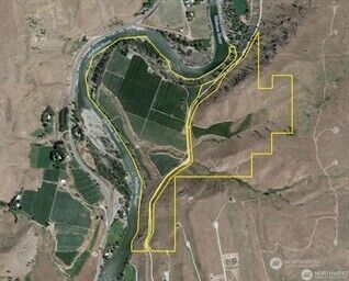 Property Photo:  251  Burma Road  WA 98834 