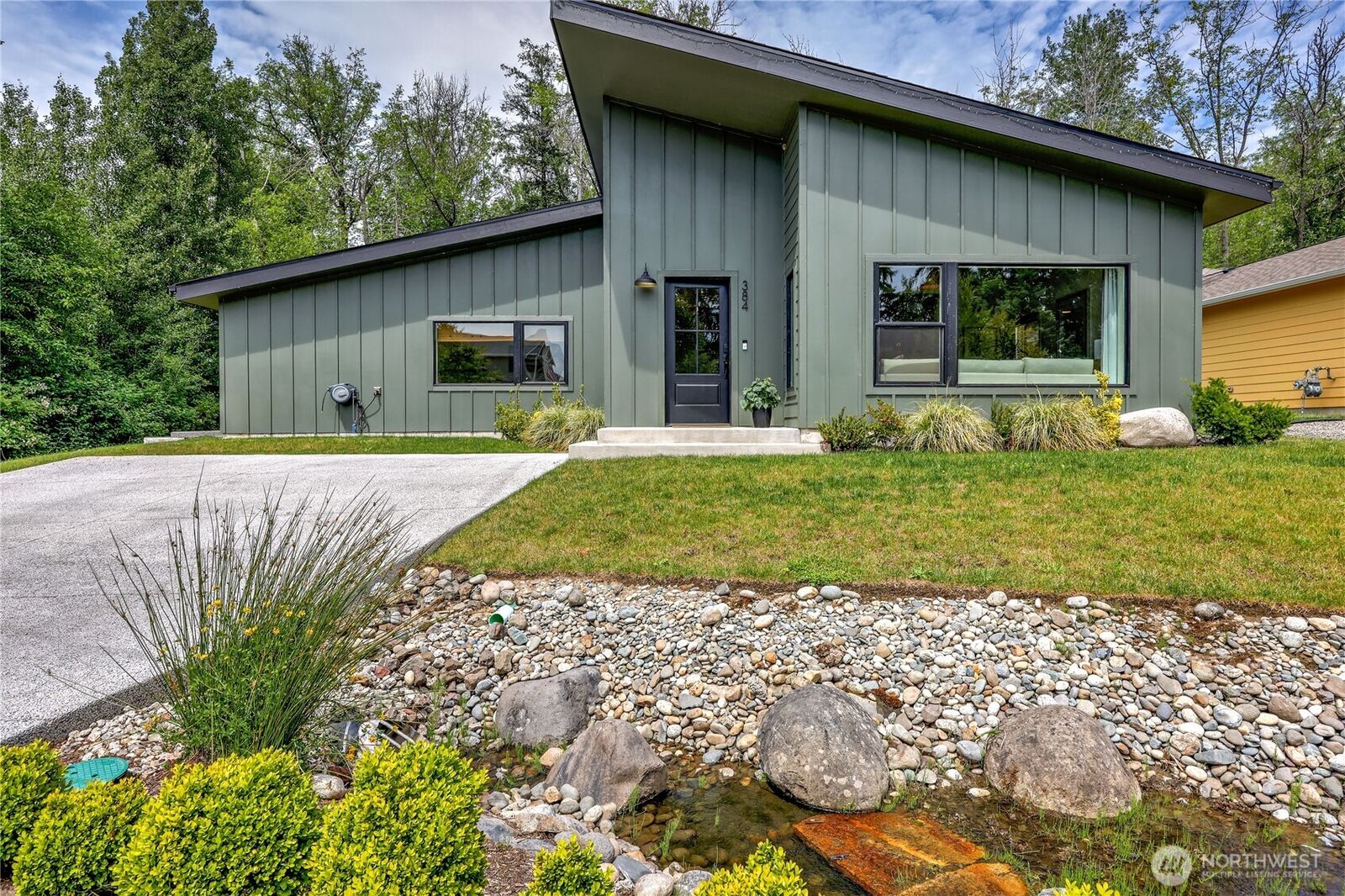 Property Photo:  384  Ruth Lane  WA 98310 