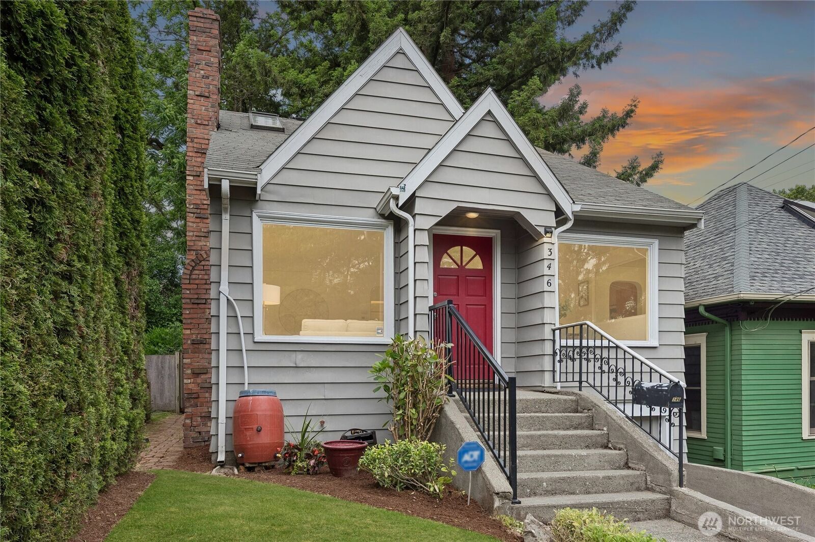 Property Photo: 346 NE 58th Street WA 98105