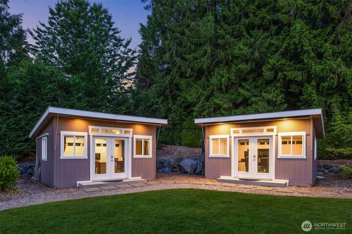Property Photo:  17048  183rd Place NE  WA 98072 