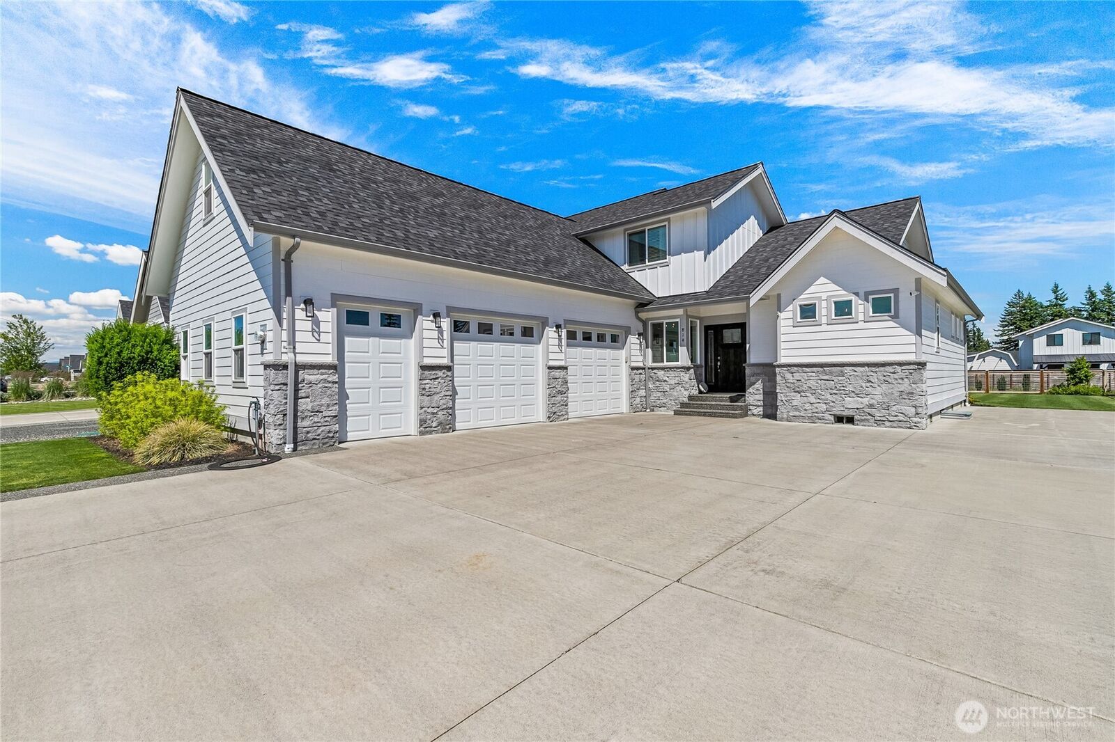 Property Photo:  814  Rye Ct.  WA 98264 