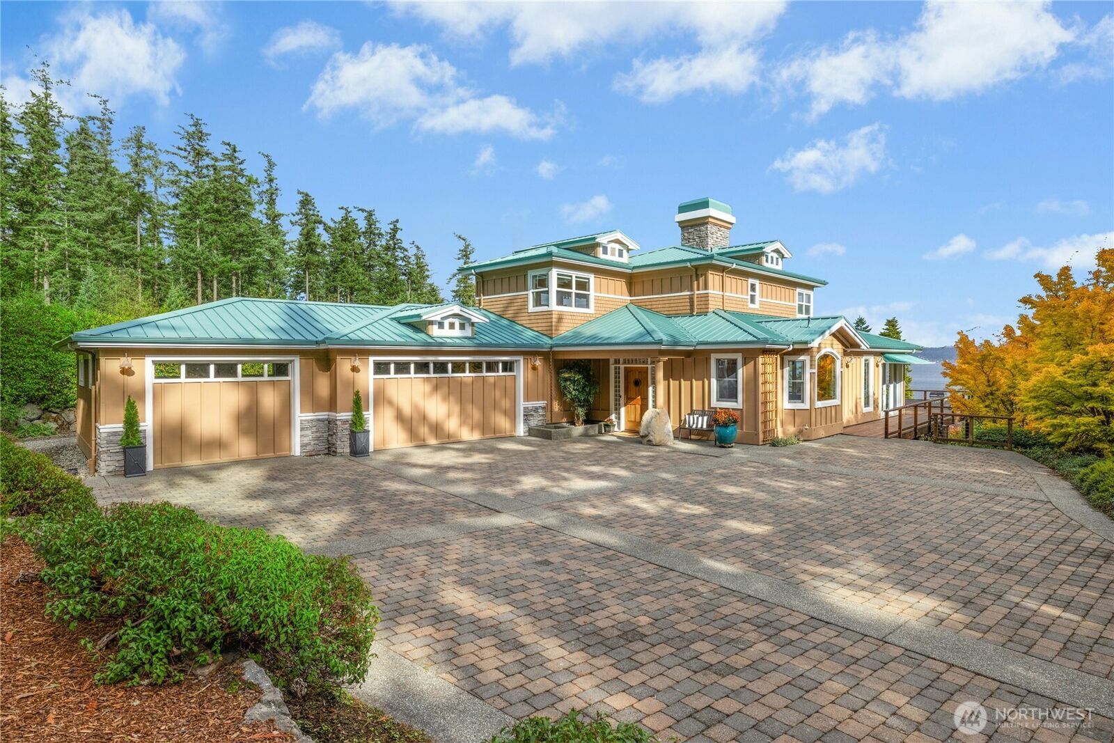 Property Photo: 21322 NE President Point Road WA 98346