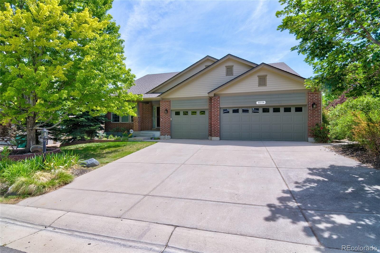 Property Photo: 22226 E Glasgow Place CO 80016