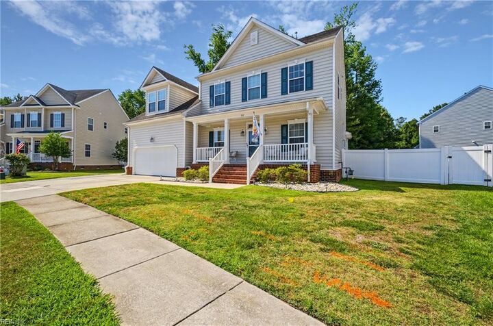 Property Photo:  712 Creekwood Dr  VA 23323 