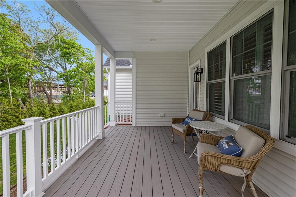 Property Photo:  124 Oak Street  RI 02879 