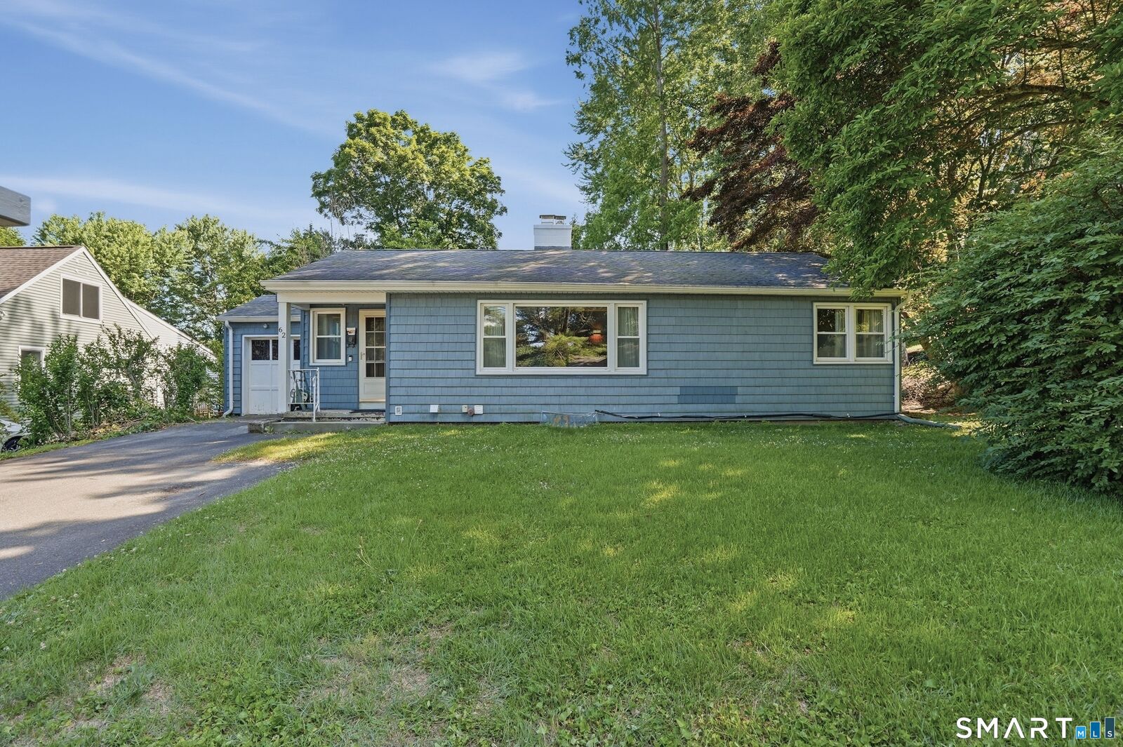 Property Photo:  62 Douglas Drive  CT 06451 