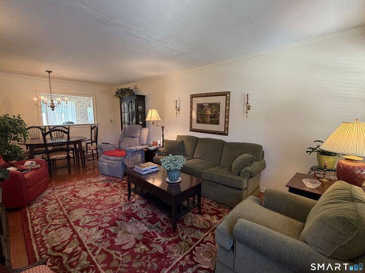 Property Photo:  20 Plymouth Court 20  CT 06413 