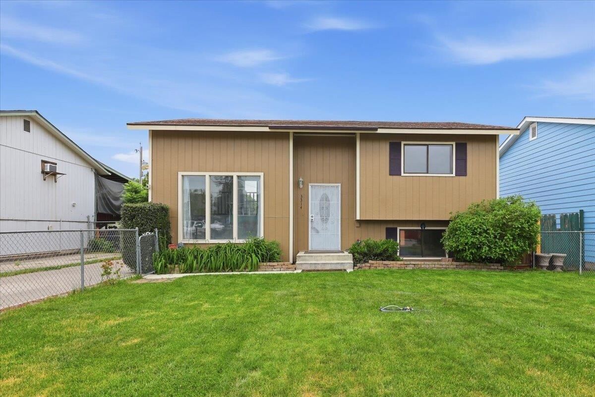 Property Photo: 3314 E Courtland Ave WA 99207