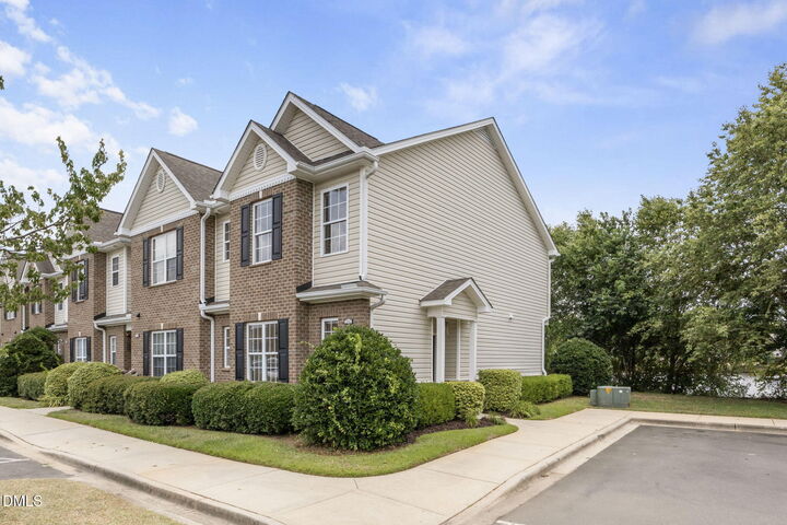 Property Photo:  352 E Willhaven Drive  NC 27526 