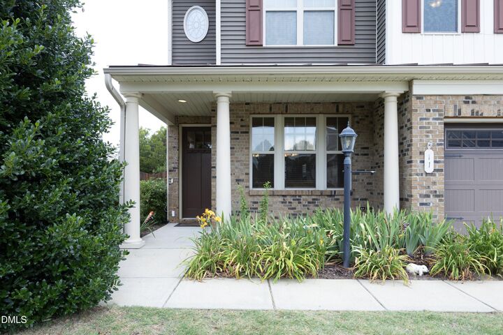 Property Photo:  11 Baron Court  NC 27529 