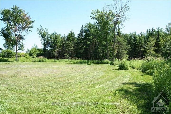Photo de la propriété:  3500 County 8 Road  ON K0C 1H0 
