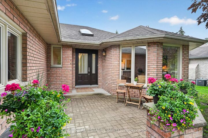 Property Photo: 34 Patricia Place ON K0M 1A0