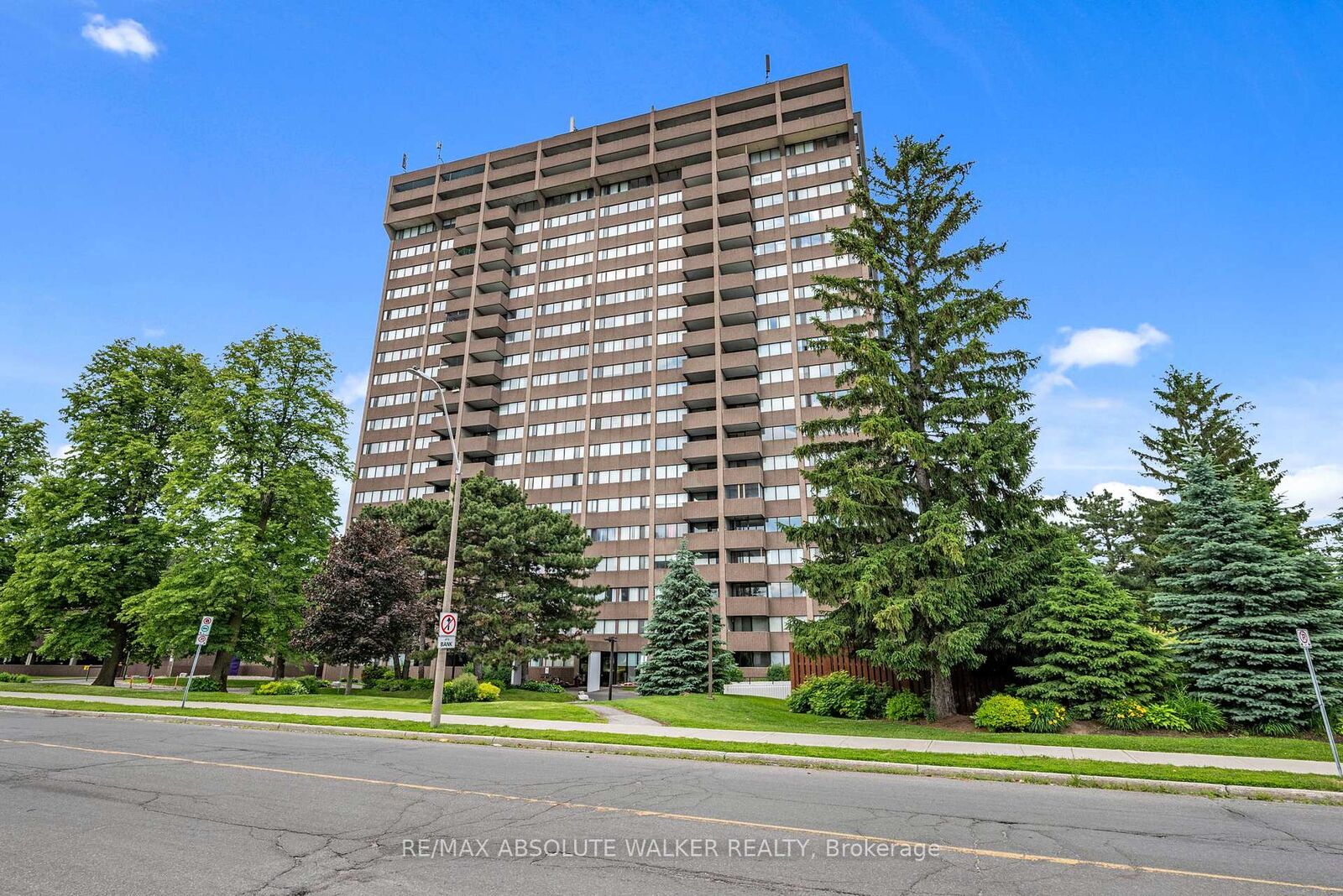 Property Photo: 1285 Cahill Drive 2003 ON K1V 9A7