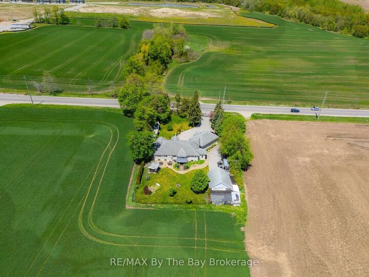 2569 Lockhart Road — photo 1
