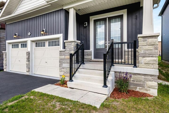 Property Photo: 22 Simona Avenue ON L9Z 0L4