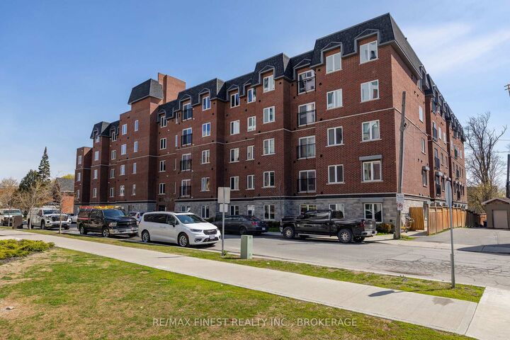 501 Frontenac Street 308 — photo 1