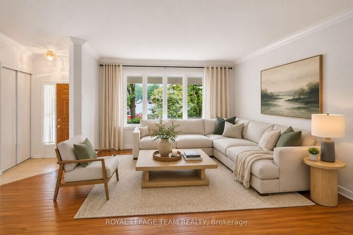 19 Windhurst Drive — photo 1