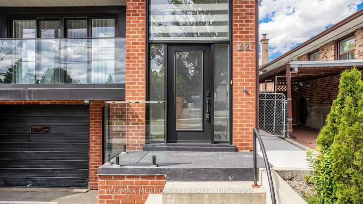 Property Photo: 62 Davelayne Road ON M9M 2A7