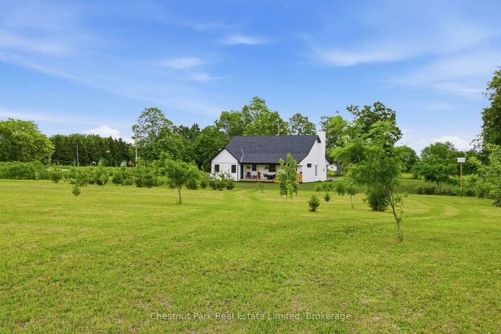 Property Photo: 14 Captains Drive ON K0K 2T0