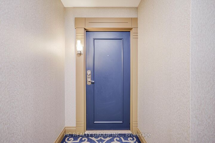 Property Photo: 89 South Town Centre Boulevard 1102 ON L6G 0E8