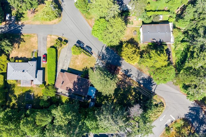 Property Photo: 3990 Haro Rd BC V8N 4A9
