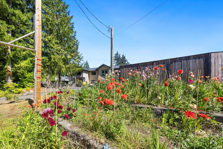 Property Photo:  3445 Cobble Hill Rd  BC V0R 1L5 