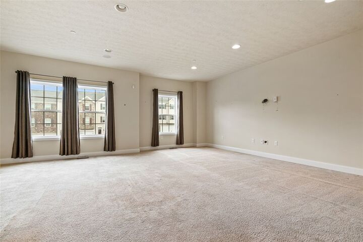 Property Photo:  685 Freedom Drive  PA 15106 