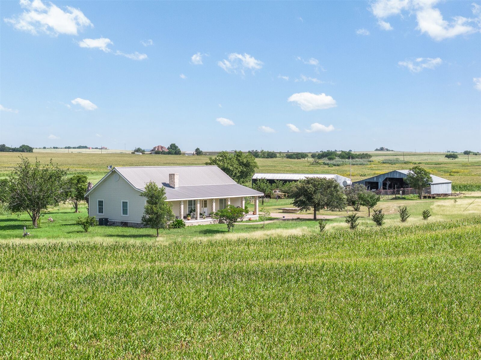 Property Photo: 18108 Werchan Lane TX 78615