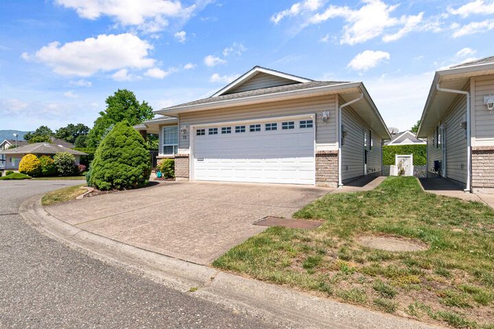 Property Photo: 7292 Elm Road 72 BC V0M 1A2