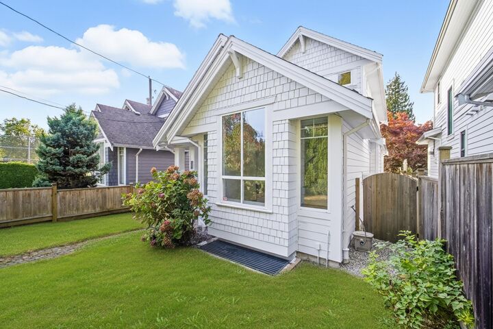 Property Photo: 2411 George Street BC V7P 2N4