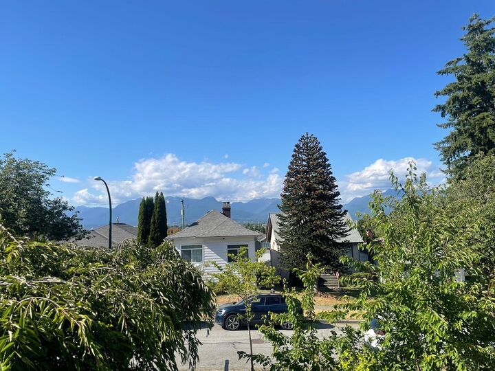 Property Photo: 2478 E 28th Avenue BC V5R 1R4
