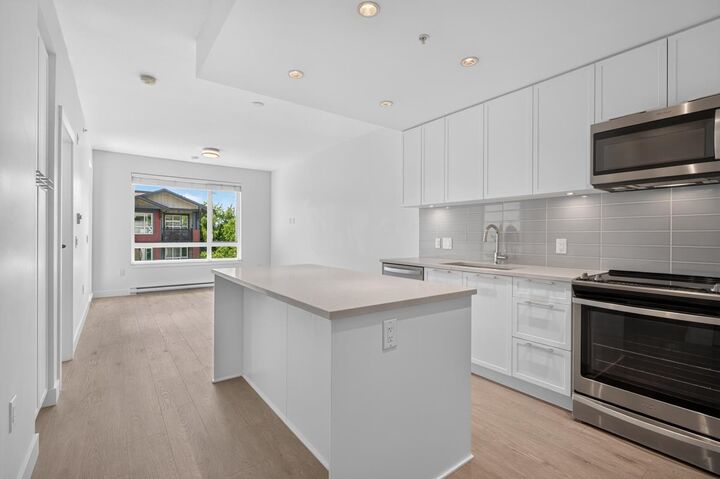 Property Photo: 2382 Atkins Avenue 404 BC V3C 0G7