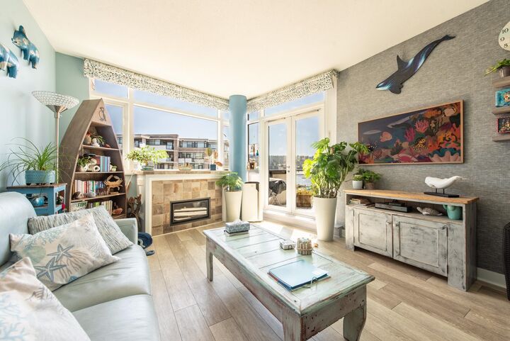 Property Photo:  5725 Teredo Street 403  BC V7Z 0J7 