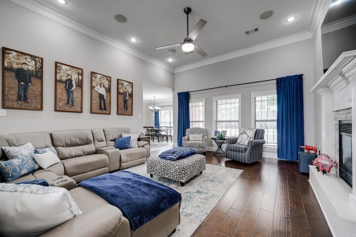 Property Photo:  865 Cordoba Drive  AR 72034-7595 