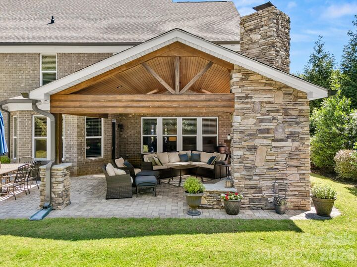 Property Photo:  10704 Waxhaw Manor Drive  NC 28173 