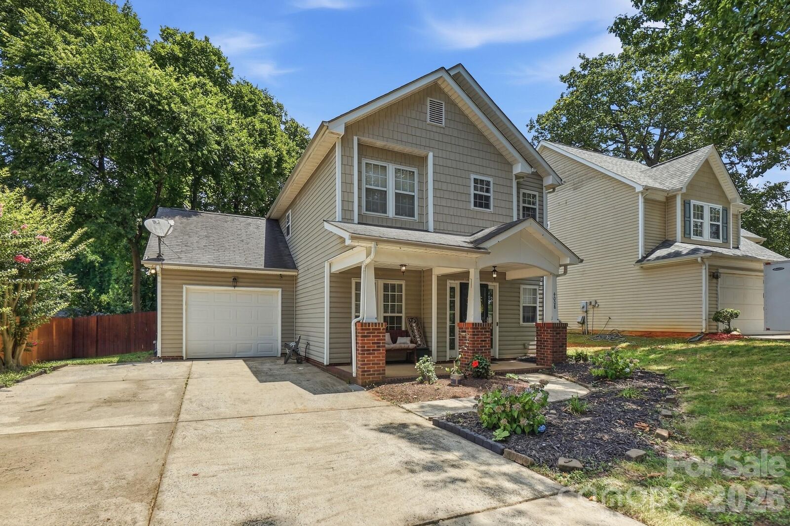 Property Photo: 4008 Brandie Glen Road NC 28269